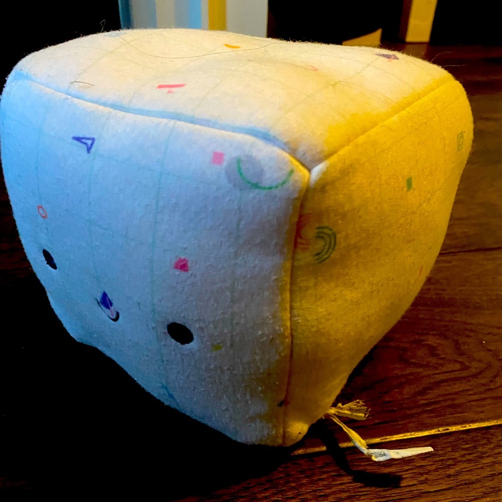 Cubic wonder stuffie
